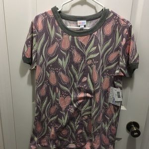 LulaRoe Liv shirt